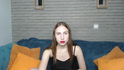Snapshot of mellingi chatting on 6, 10, 2025 mellingi online show from 6, 10, 2025