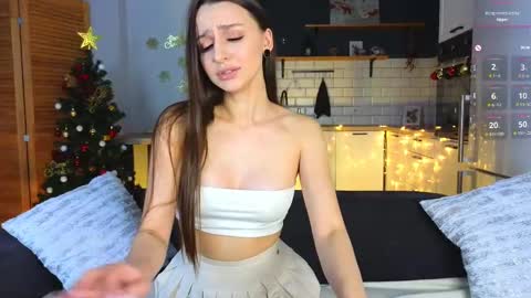 Caroline online show from 28, 12, 2024