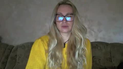 Melly online show from 23, 12, 2025