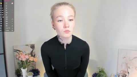 Snapshot of melodievejar chatting on 15, 1, 2026 melodievejar online show from 15, 1, 2026