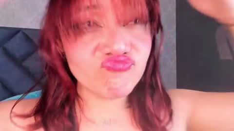 Snapshot of melody_hanks chatting on 12, 3, 2025 melody_hanks online show from 12, 3, 2025