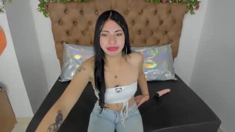 Snapshot of melody_hottt_ chatting on 22, 1, 2025 Melody online show from 22, 1, 2025