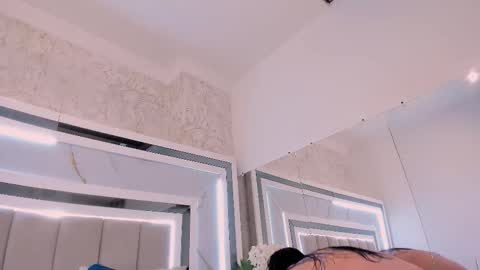 melodycharlotte online show from 3, 12, 2025