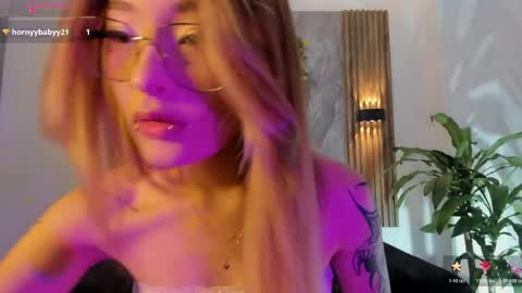 melodylanee online show from 31, 3, 2026