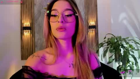 melodylanee online show from 4, 6, 2026