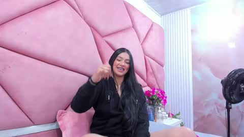 Melodysmithass online show from 11, 3, 2026