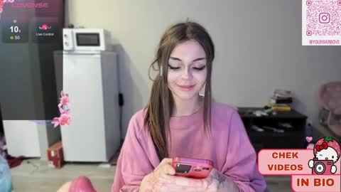 Snapshot of melonipinkbb chatting on 2, 1, 2025 MELONI online show from 2, 1, 2025