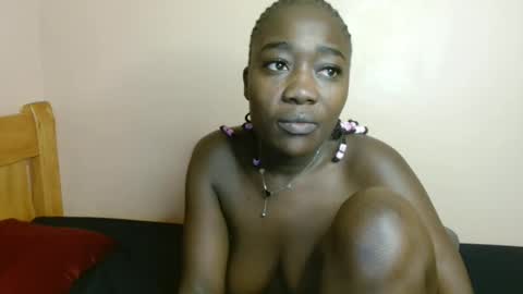 Snapshot of melrose_nadia chatting on 8, 4, 2026 mel online show from 8, 4, 2026