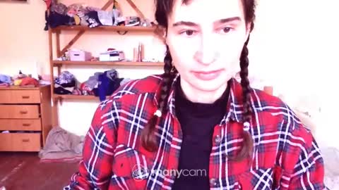 Yummygirl online show from 9, 3, 2025