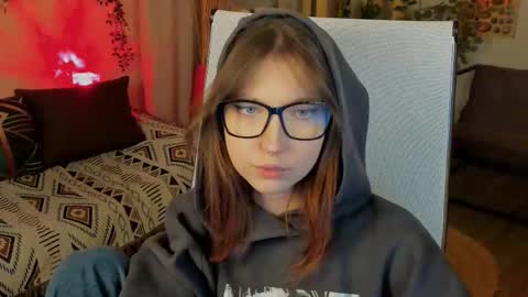 Mia online show from 12, 10, 2025