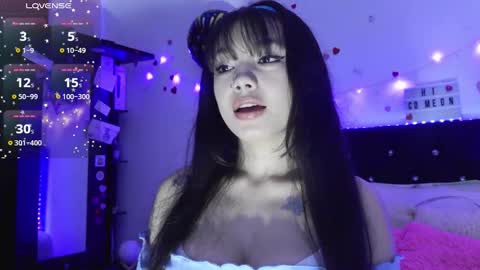 Snapshot of mena_hicks chatting on 19, 3, 2026 Heart online show from 19, 3, 2026