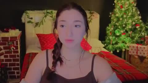 Snapshot of mencialo chatting on 5, 12, 2025 Mencialo online show from 5, 12, 2025