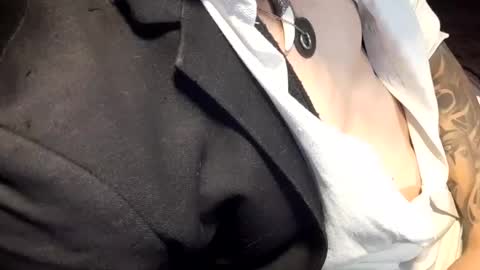 Snapshot of menyy666 chatting on 6, 3, 2025 Giorggio Fragacci online show from 6, 3, 2025