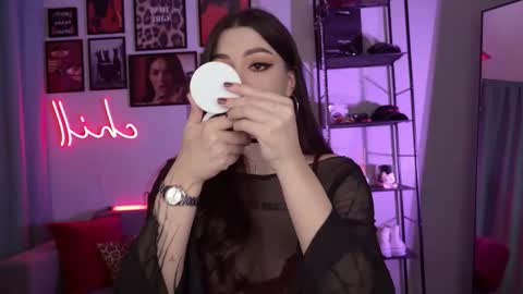 Snapshot of meow__baby chatting on 15, 10, 2025 Amy Meow online show from 15, 10, 2025