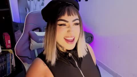 Snapshot of meow_boo chatting on 11, 2, 2026 Aruz online show from 11, 2, 2026