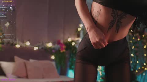 Snapshot of meow_nancy chatting on 10, 1, 2025 Heeyyooo Im Nans Subscribe to me I will be glad online show from 10, 1, 2025