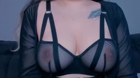 Snapshot of meow_rinnie chatting on 11, 7, 2026 My links --- online show from 11, 7, 2026