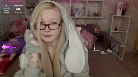 MeowkaKitty online show from 11, 1, 2026