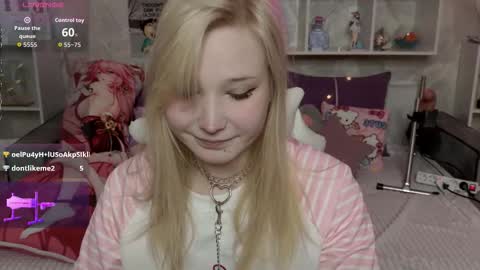 Snapshot of meowkakitty chatting on 7, 3, 2026 MeowkaKitty online show from 7, 3, 2026