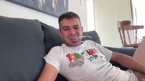 Snapshot of mercedes190d chatting on 5, 5, 2026 Mercedes190d online show from 5, 5, 2026