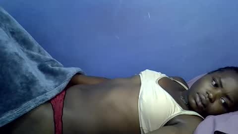 merlin_queen online show from 10, 10, 2025