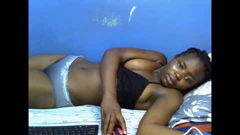 merlin_queen online show from 19, 12, 2025