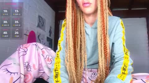 AURORA online show from 17, 12, 2024