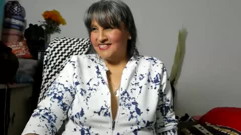Snapshot of merlyna_goldens chatting on 22, 5, 2026 My next birthday is December 11th. online show from 22, 5, 2026