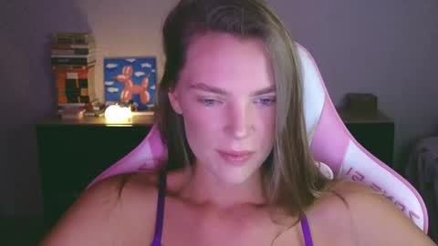 Snapshot of merry_dancers_ chatting on 20, 11, 2025 Susan online show from 20, 11, 2025