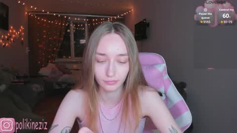 Snapshot of merryl_clark chatting on 29, 4, 2026 Sara online show from 29, 4, 2026