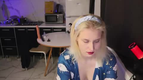 Snapshot of mertyxxx chatting on 7, 2, 2026 Merty online show from 7, 2, 2026