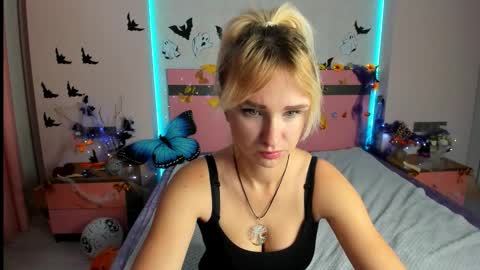 merymidnight online show from 24, 10, 2025