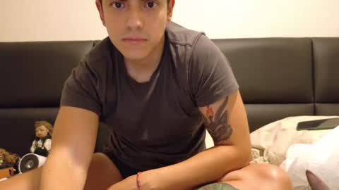 Snapshot of mesmerisedear chatting on 1, 7, 2026 mesmerisedear online show from 1, 7, 2026