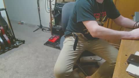 metalsharkk online show from 6, 2, 2025