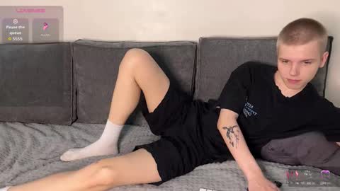 Arthur online show from 15, 11, 2025