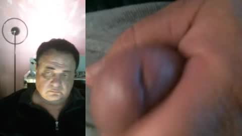 Snapshot of metrowester chatting on 21, 10, 2025 metrowester online show from 21, 10, 2025