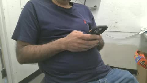 Snapshot of metter26 chatting on 15, 6, 2026 atx guy online show from 15, 6, 2026