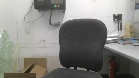 Snapshot of metter26 chatting on 28, 7, 2026 atx guy online show from 28, 7, 2026