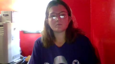 Snapshot of meveler22 chatting on 10, 7, 2026 Angela online show from 10, 7, 2026