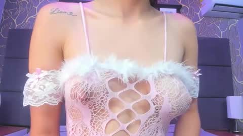 Snapshot of mey_doll chatting on 10, 9, 2025 Your Mey online show from 10, 9, 2025