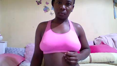 Snapshot of meybel chatting on 18, 7, 2026 Meybel online show from 18, 7, 2026