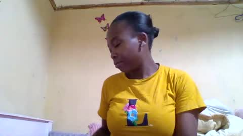 Snapshot of meybel chatting on 3, 8, 2026 Meybel online show from 3, 8, 2026
