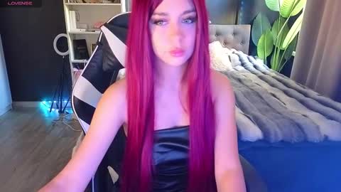 vollmond online show from 4, 11, 2025