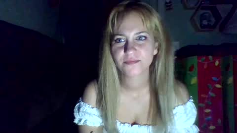 Snapshot of mezzy69 chatting on 3, 12, 2025 mezzy69 online show from 3, 12, 2025