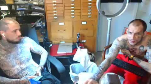 Mgk online show from 10, 10, 2025