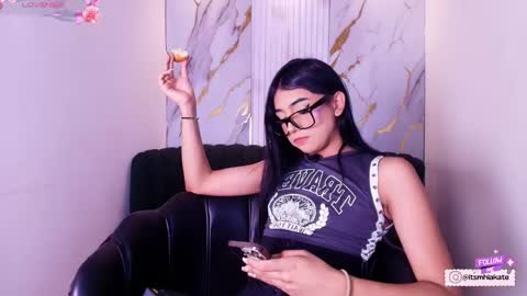 Snapshot of mhia_kate chatting on 9, 5, 2026 Mhia Kate online show from 9, 5, 2026