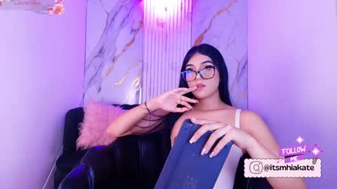 Snapshot of mhia_kate chatting on 22, 5, 2026 Mhia Kate online show from 22, 5, 2026