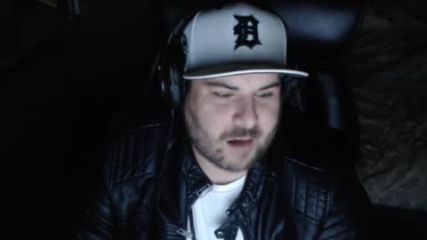 Snapshot of mi_vida21 chatting on 12, 9, 2025 just ask online show from 12, 9, 2025