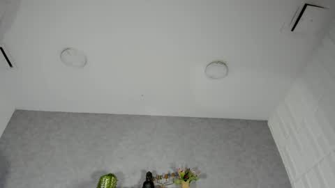 Mia1blaze online show from 22, 4, 2026