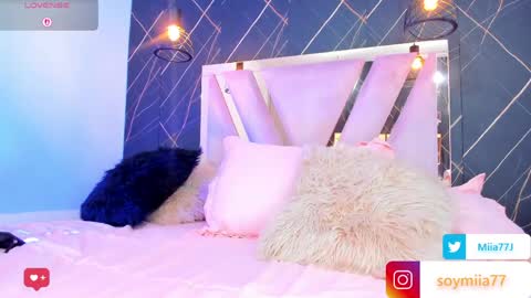 Mia online show from 12, 3, 2026